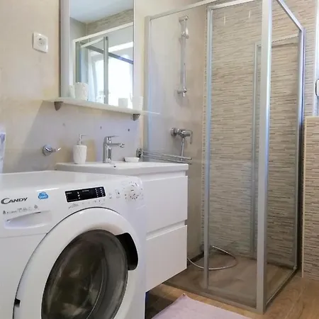 Vera Apartment